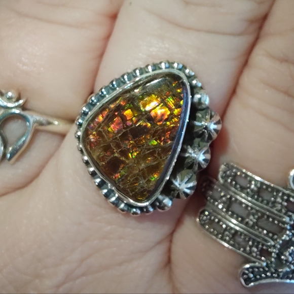 Iridescent Ammolite Silver Statement Ring Size 8.5 - Picture 13 of 15